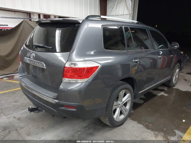 Продаж на аукціоні авто 2013 Toyota Highlander Limited V6, vin: 5TDYK3EH7DS130955, номер лоту: 42980016