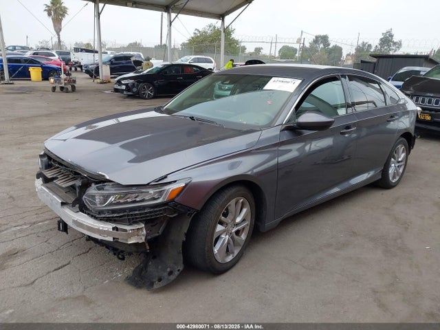 Honda l15be 2018 1HGCV1F11JA111447 Image 2