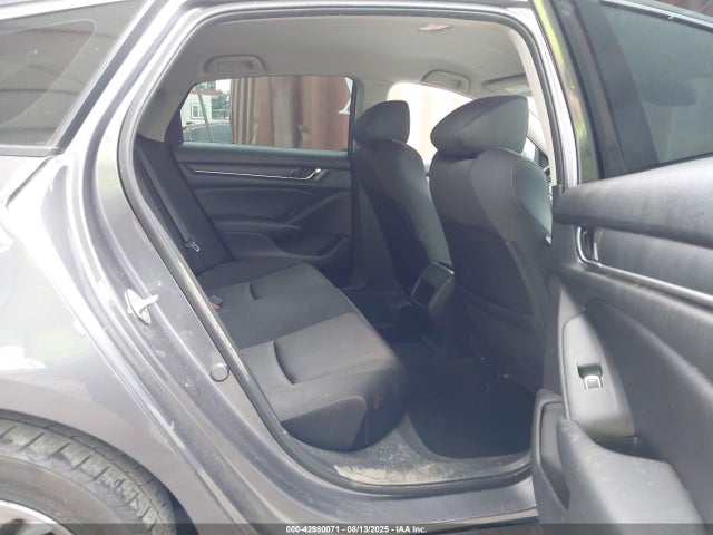 Honda l15be 2018 1HGCV1F11JA111447 Image 8
