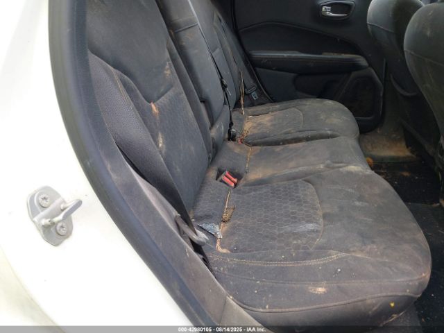 2018 JEEP COMPASS 3C4NJCAB8JT151712 Photo 7