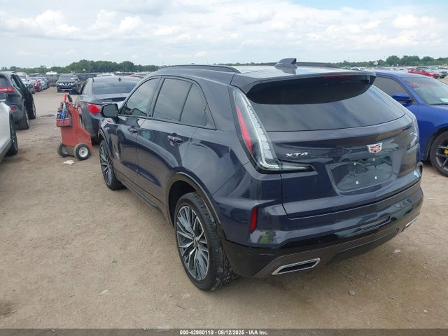 2024 CADILLAC XT4 1GYFZER42RF149484 Photo 2