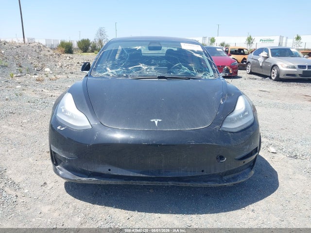 Tesla Model 3 Long Range/mid Range 2018 5YJ3E1EAXJF171914 Image 13