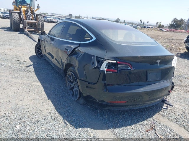 Tesla Model 3 Long Range/mid Range 2018 5YJ3E1EAXJF171914 Image 20