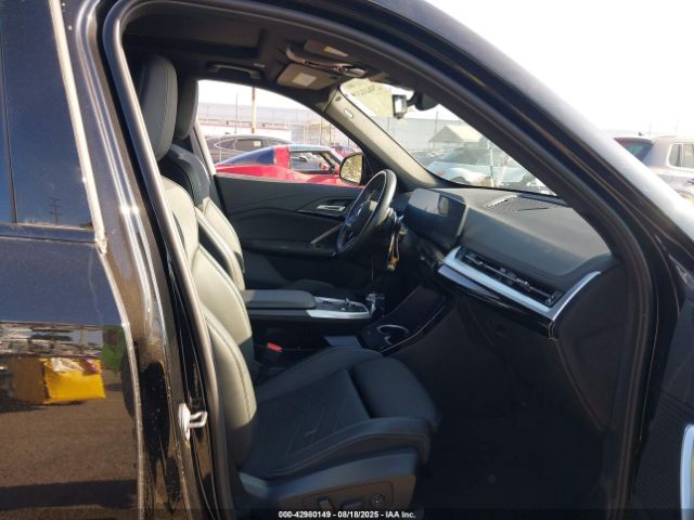 2023 BMW X1 WBX73EF0XP5X45493 Photo 4