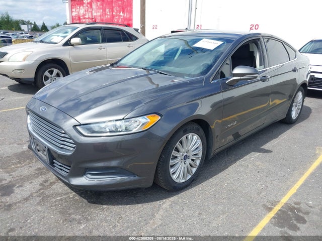 Ford 2016 2016 3FA6P0LU2GR384108 Image 2
