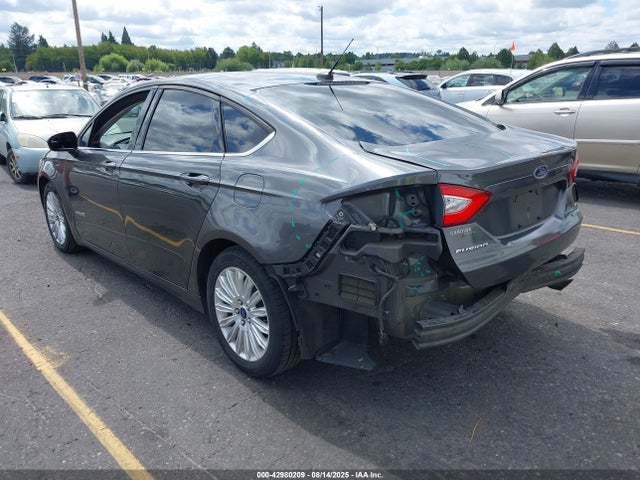 Ford 2016 2016 3FA6P0LU2GR384108 Image 3