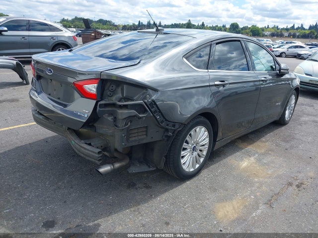 Ford 2016 2016 3FA6P0LU2GR384108 Image 4