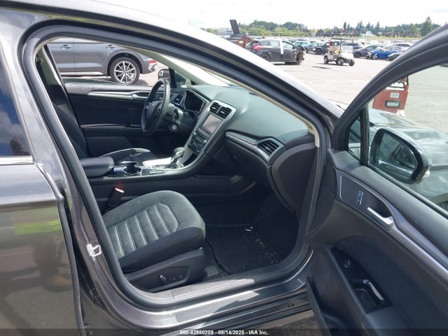 Ford 2016 2016 3FA6P0LU2GR384108 Image 5
