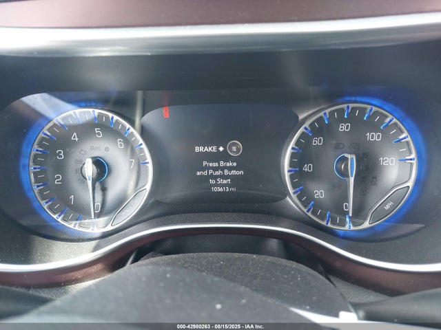 Chrysler 2017 2017 2C4RC1GG3HR559650 Image 7