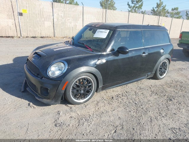 2010 MINI COOPER S CLUBMAN WMWMM3C56ATZ32540 Photo 1