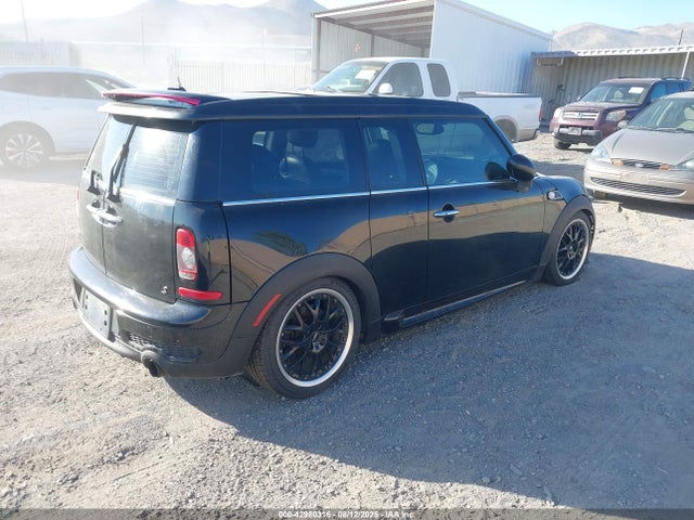 2010 MINI COOPER S CLUBMAN WMWMM3C56ATZ32540 Photo 3
