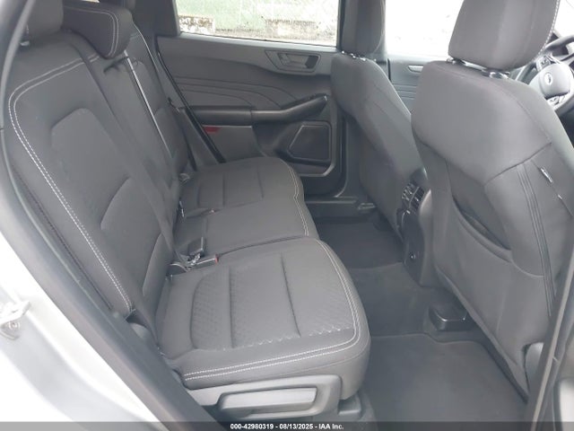 1FMCU9GNXRUA59744 Ford dragon gtdi