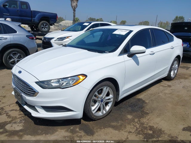 Ford Fusion 2018 3FA6P0HD1JR268057 Image 2