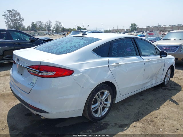 Ford Fusion 2018 3FA6P0HD1JR268057 Image 4