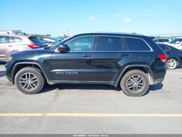Продаж на аукціоні авто 2018 Jeep Grand Cherokee Laredo E 4x4, vin: 1C4RJFAG4JC399532, номер лоту: 42980471