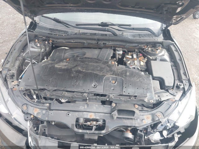 JM1BM1T72G1278821 Mazda pe
