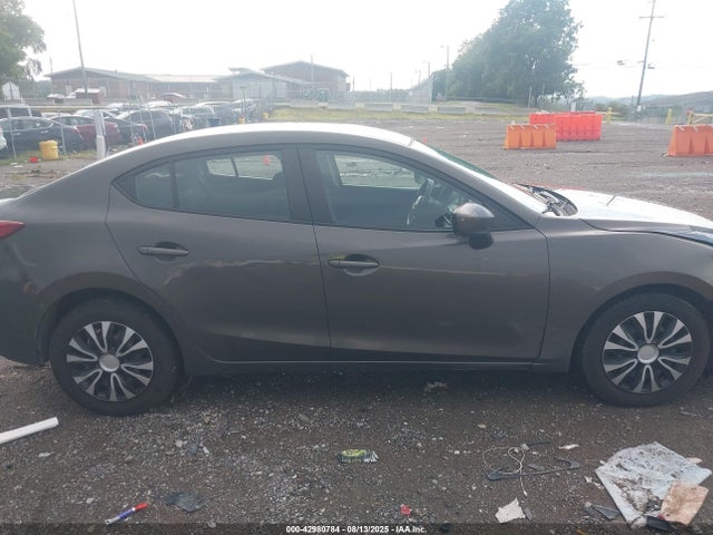 JM1BM1T72G1278821 Mazda pe