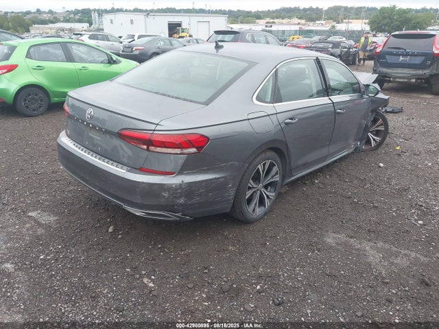 Volkswagen 2021 2021 1VWSA7A3XMC014349 Image 4