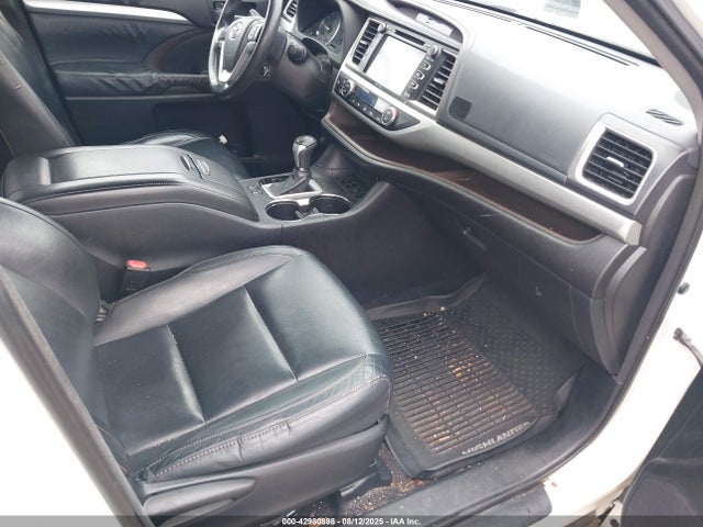 5TDJKRFH7ES057008 Toyota 2gr-fe