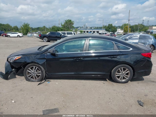 Hyundai Sonata 2017 5NPE24AF0HH583002 Image 14