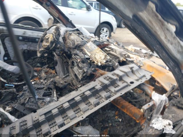 2019 BMW X4 5UXUJ5C58KLA93307 Photo 4