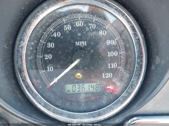 2011 HARLEY-DAVIDSON FLHTCU 1HD1FC41XBB608119 Photo 6