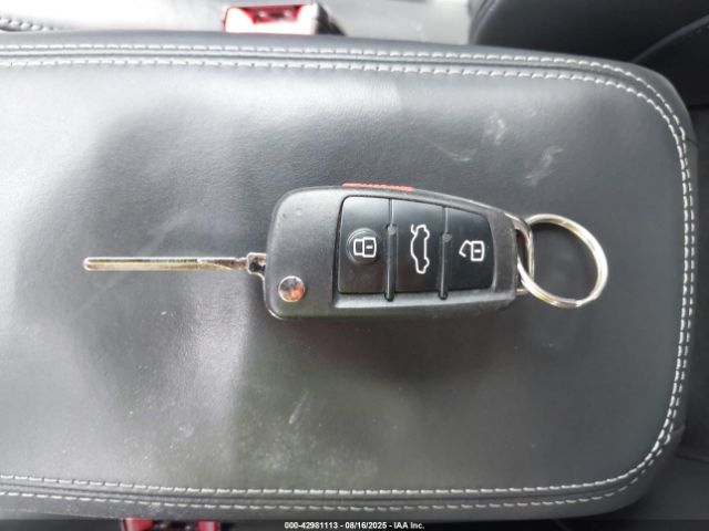 2019 AUDI RS 3 WUABWGFF3KA903366 Photo 10