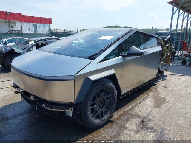 2024 TESLA CYBERTRUCK 7G2CEHED5RA007852 Photo 1