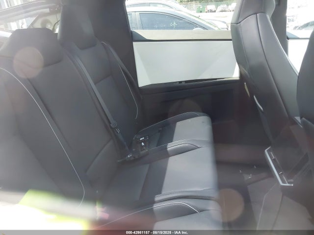 2024 TESLA CYBERTRUCK 7G2CEHED5RA007852 Photo 7