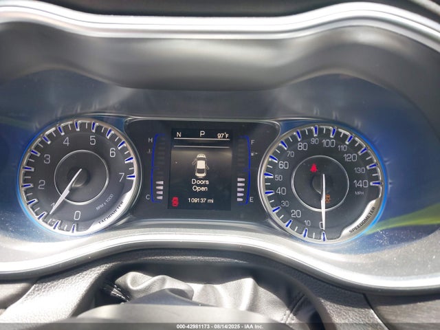 Chrysler 200 2015 1C3CCCAB7FN534120 Image 7