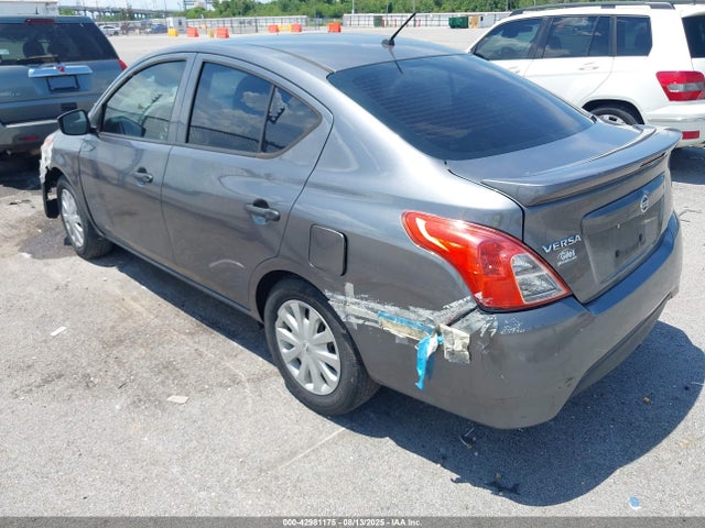 3N1CN7AP4JL824576 Nissan 2018