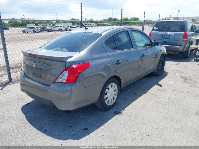 3N1CN7AP4JL824576 Nissan 2018