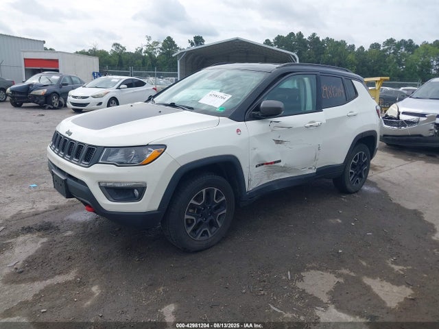 Jeep Compass 2019 3C4NJDDBXKT722474 Image 2