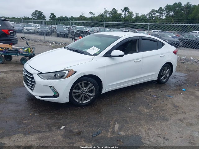 5NPD84LFXHH017209 Hyundai 2017