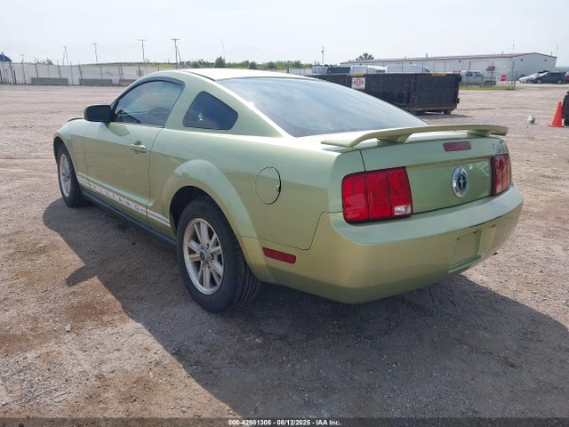 2006 FORD MUSTANG 1ZVFT80N865111108 Photo 2