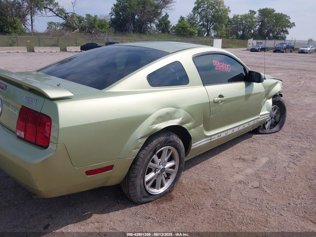 2006 FORD MUSTANG 1ZVFT80N865111108 Photo 3