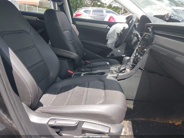 Volkswagen Passat 2021 1VWSA7A34MC004092 Image 5
