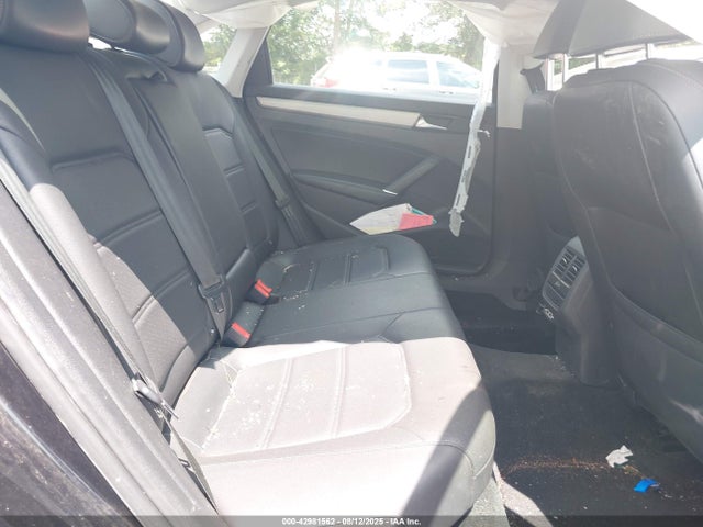 Volkswagen Passat 2021 1VWSA7A34MC004092 Image 8