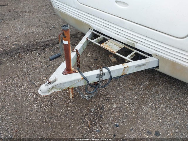 42981664 :رقم المزاد ، 4WY200N2X21080087 vin ، 2002 Trail Lite M-8301 مزاد بيع