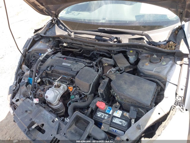 1HGCR2F33HA228422 Honda k24w1