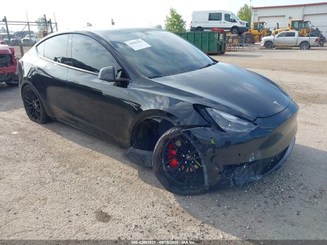 2022 TESLA MODEL Y 7SAYGDEF0NF324337 Photo 0