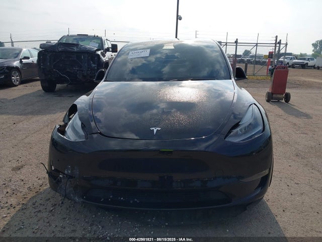 7SAYGDEF0NF324337 Tesla 2022