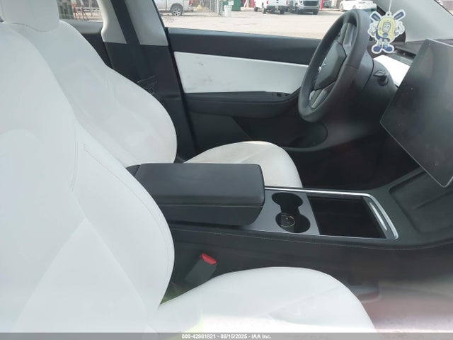 2022 TESLA MODEL Y 7SAYGDEF0NF324337 Photo 4