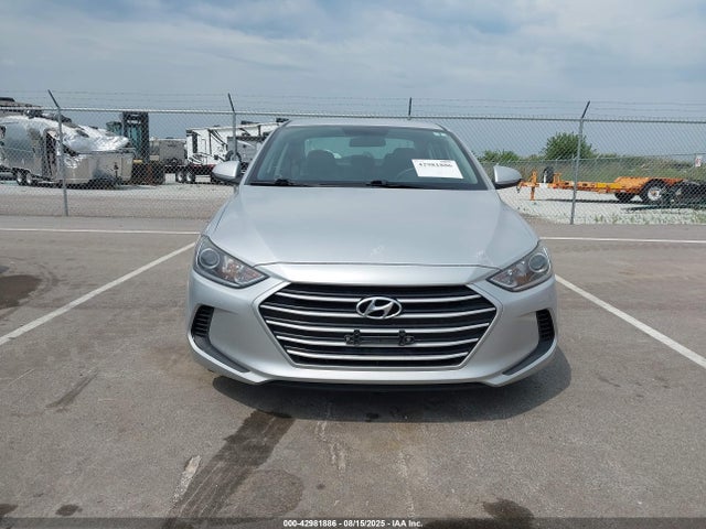 Hyundai Elantra 2017 5NPD84LF0HH022547 Image 13