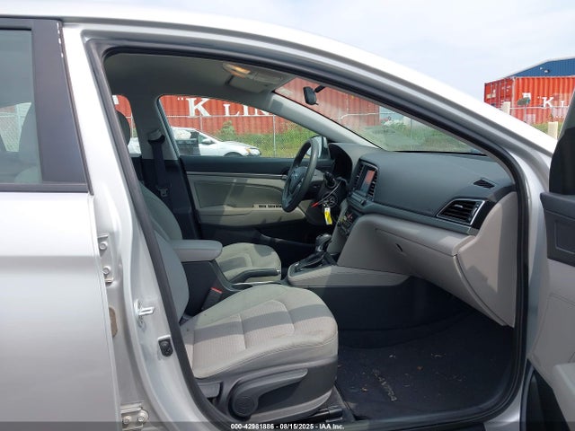 Hyundai Elantra 2017 5NPD84LF0HH022547 Image 5