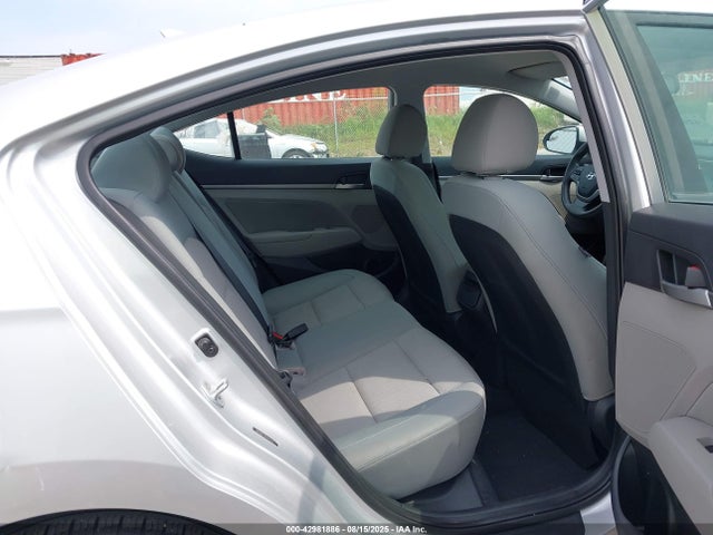Hyundai Elantra 2017 5NPD84LF0HH022547 Image 8