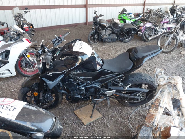 ML5ZRDF18RDA69669 Kawasaki Z900