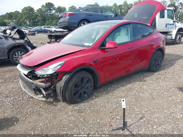 2022 TESLA MODEL Y 7SAYGAEE3NF484623 Photo 1