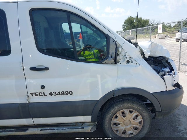Ford Transit 2015 1FTNR1ZM0FKA76693 Image 17