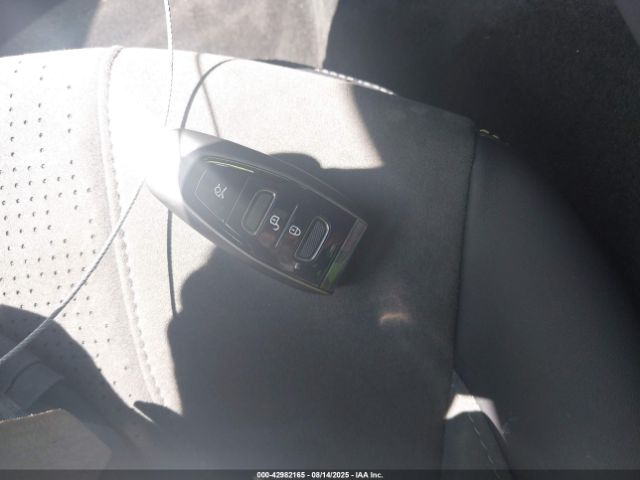 2025 ASTON MARTIN VANTAGE SCFSMGFWXSGN09980 Photo 10